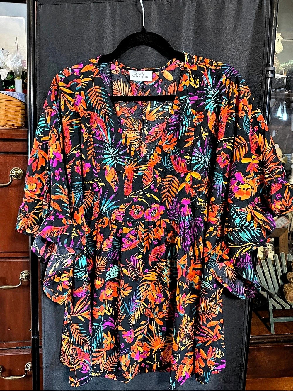 Emily Wonder Floral Tunic Top in Black & Orange Size 1X